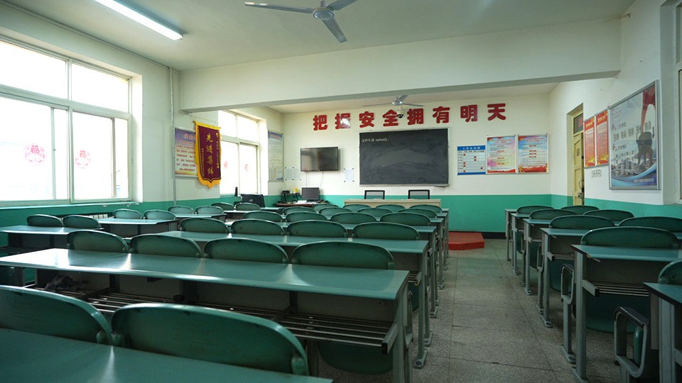 西安恒盛官网数字,安全变乱视频,变乱动画,三维变乱动画,变乱动画仿照,三维变乱,地质灾害动画,变乱动画制作,交通变乱仿照,煤矿变乱动画,变乱视频动漫制作,安全变乱动画,安全应急演练动画,交通变乱警示教育片,变乱还原动画制作,变乱风险评估案例,交通变乱动画制作,三维变乱还原,交通变乱三维动画仿照,三维变乱动画制作,安全出产警示教育片,变乱警示教育片,安全变乱视频制作,火警变乱动画仿照,全民安全教育,公共安全教育,科研成就三维展示,科研项目动画展示