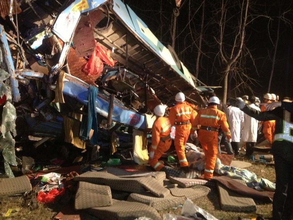 湖北公安县境内产生一路交通变乱14人殒命