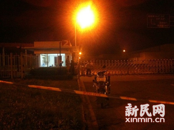 上海在建仓库坍塌变乱