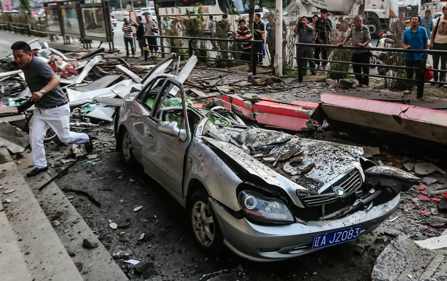 沈阳产生构筑外部凸起构件坠落事务