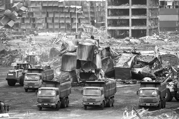 天津港爆炸变乱第19天：：遇难人数升至150人
