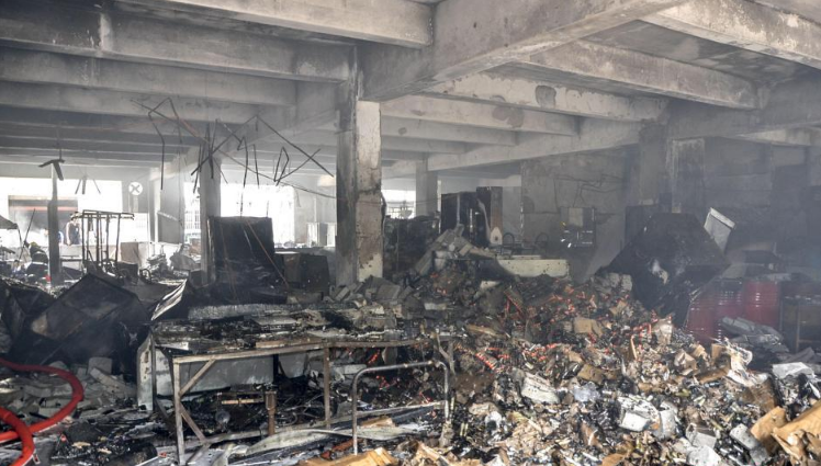 广东丽江工厂液化气爆炸致8人伤
