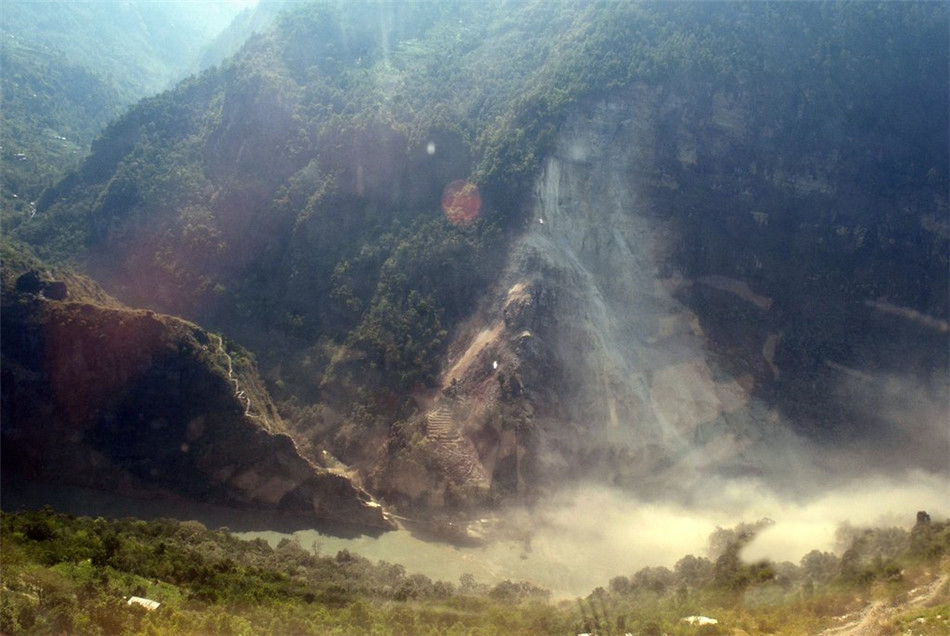 近年特大山体滑坡灾害