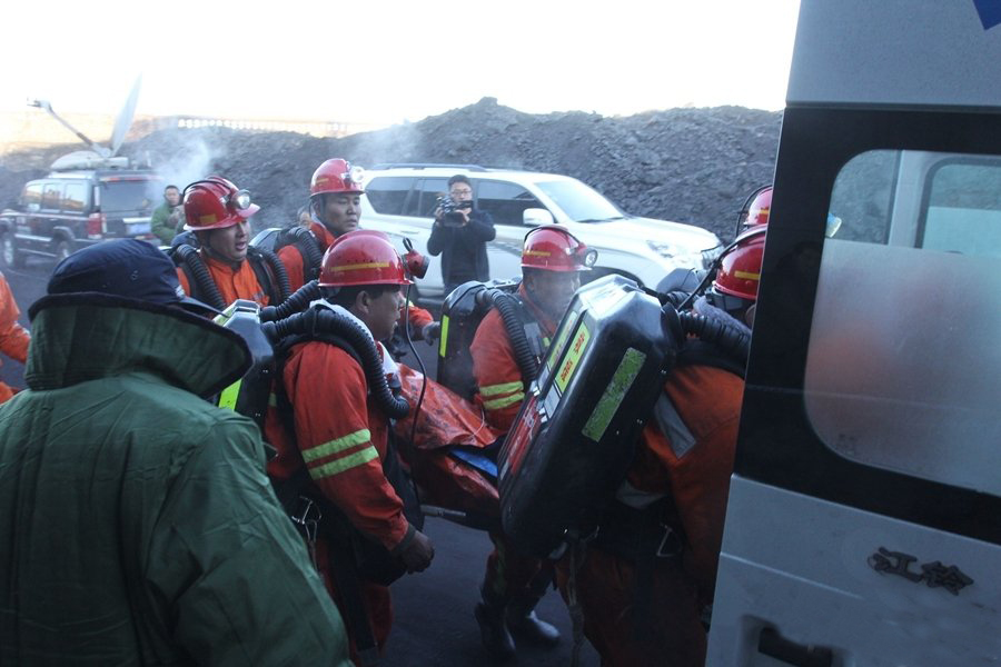 陕西神木刘家峁煤矿变乱已致2人遇难 接济仍在进行