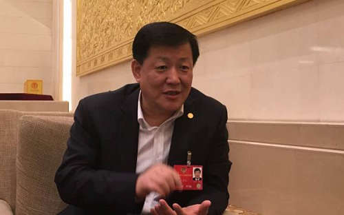 全国政协委员朱建民：：建议逐步不容公路运输； 