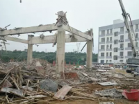 嘉峪关在建舞台垮塌3死4伤，，变乱原因竟是