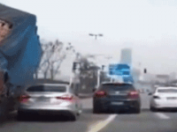 货运车超载多么可怕，看完就知晓了