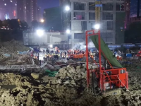又一路垮塌变乱！！！已致8人殒命2人受伤